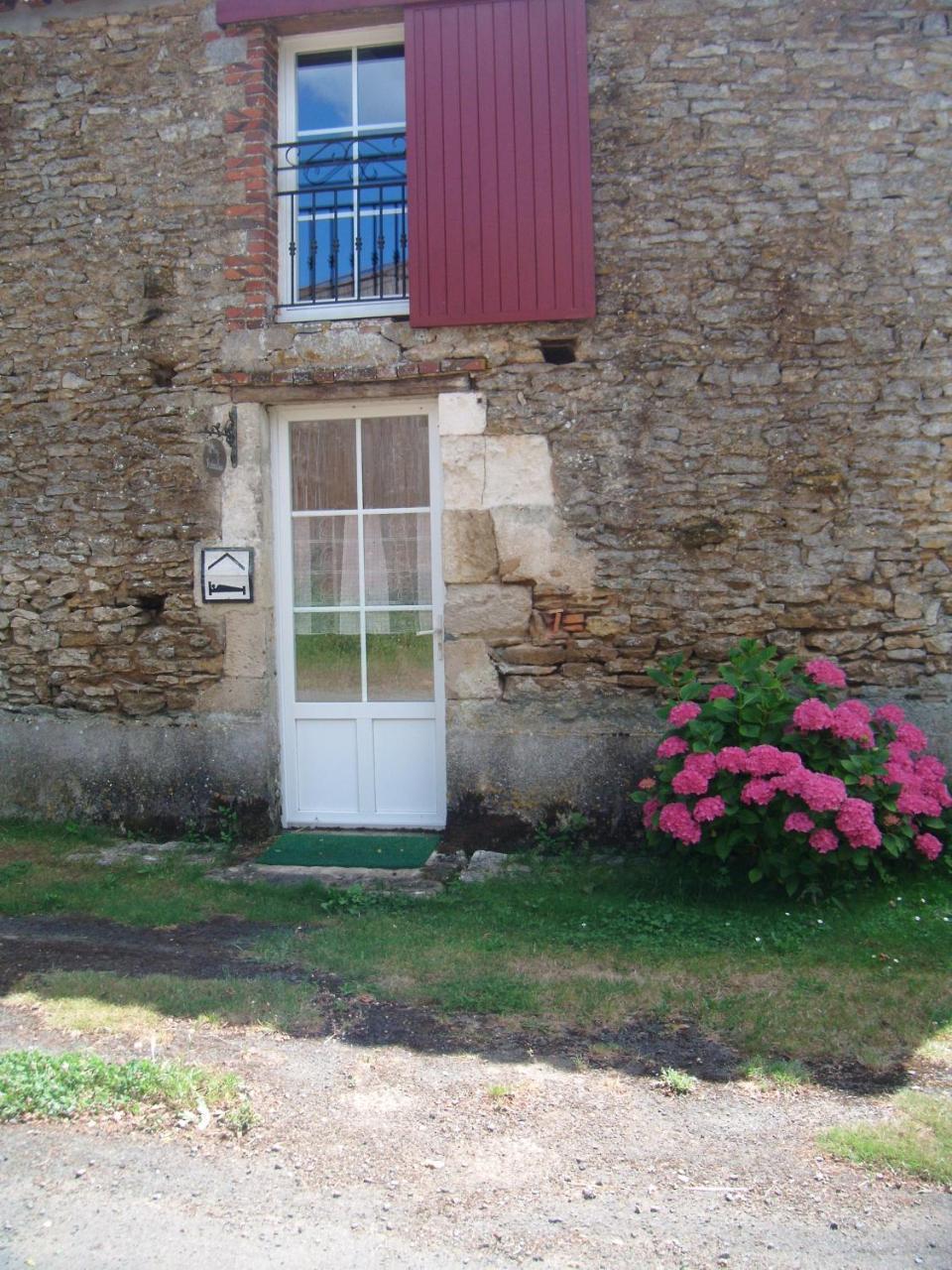 Gite Le Puy Rabasteau ชองตงเน ภายนอก รูปภาพ